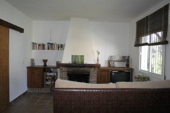 Se alquila casa en zahora (5)