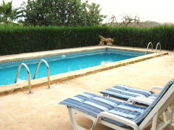 Sa gruta marines. casa de campo con piscina para 8 personas.