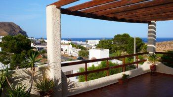 Cortijo de 2 plantas orientado al mar, con magníficas vistas desde (5)
