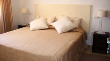Apartamento de lujo en una excelente ubicación con vistas al mar (3)
