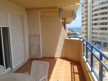 Apartamento a 100m de la playa con acensores, solarium, piscina y garaje