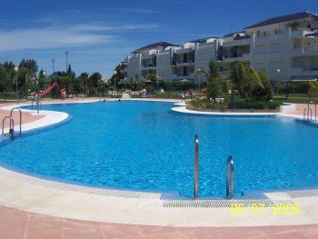 Se alquila apartamento en  costa ballena golf urbanizaciÓn bahia g (2)
