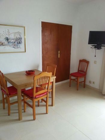 Apartamento en Llançà con vistas al mar (2)
