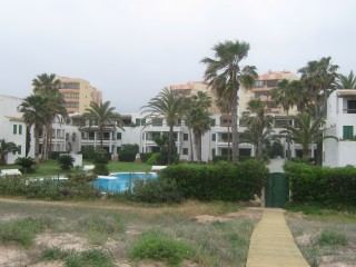 ALQUILO APARTAMENTO JUNTO A LA PLAYA EN XERACO(GANDIA)