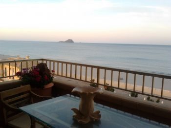 APARTAMENTO PRIMERA LINEA MEDITERRANEO (1)