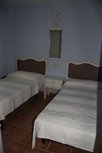 Apartamento en primera linea de playa de poniente (2)