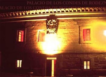 PALACETE CON ENCANTO DEL  S. XVI COMPLETO Y PRIVADO PARA GRUPOS (1)