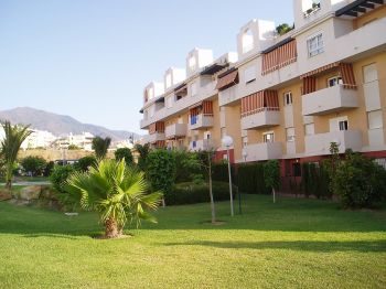 Edificio y zonas comunes