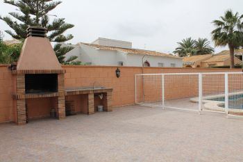 Chalet individual con piscina privada (4)