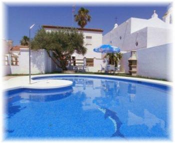 apartamentos los naveros