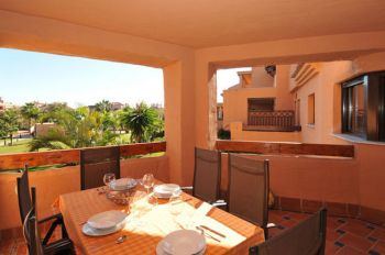 terraza con vistas al jardin