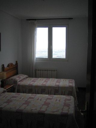Alquilo piso nuevo con vistas en SUANCES (3)