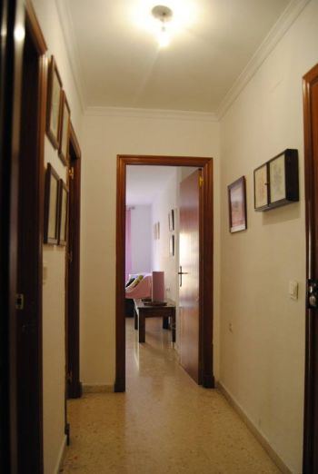 Apartamento amplio con encanto (3)