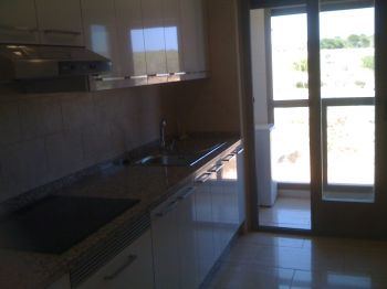 Amplio y con 2 balcones  (5)