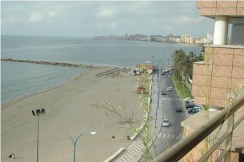 1º LINEA DE PLAYA, GARAJE, TODO EXTERIOR