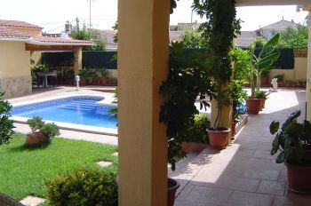 Alquilo chalet con piscina privada (4)