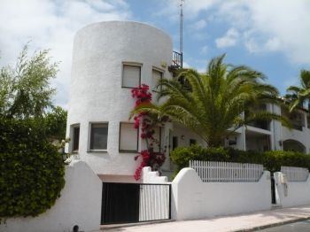 Preciosa Casa-Torre CUNIT con piscina