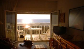 Apartamento con vistas al mar (2)
