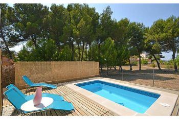 CHALET VACACIONAL JUNTO A PLAYA. ALCUDIA