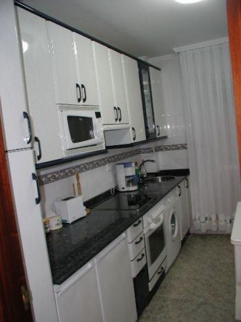 APARTAMENTO CON GARAJE Y PISCINA (3)