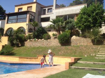 Estudio en Begur con piscina