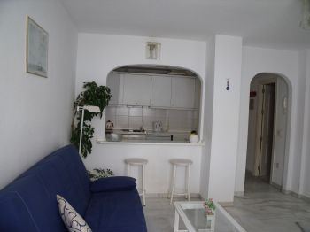 bonito studio, con piscina (5)