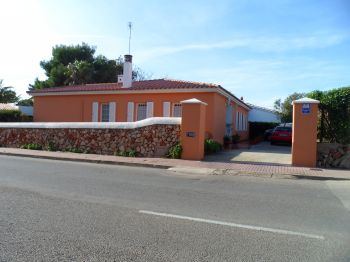 chalet con piscina asceso playa (2)
