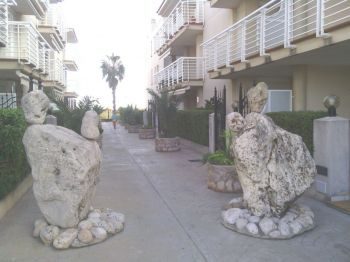 Apartamento- Bajo junto al mar (1)