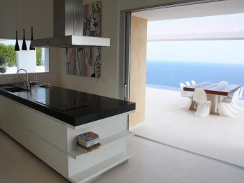 Espectacular y minimalista villa (5)
