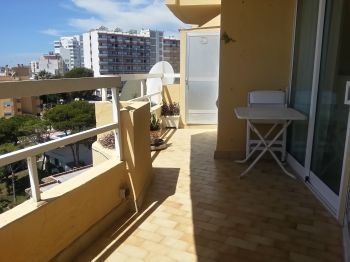 PRECIOSO APARTAMENTO JUNTO PUERTO MARINA (2)
