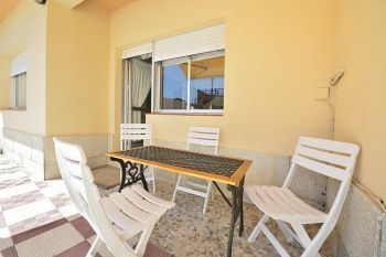 PRECIOSA CASA CON AMPLISIMA TERRAZA (2)