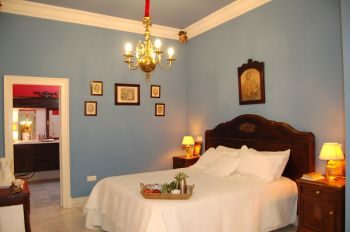 Casa palacio con bodega (1)