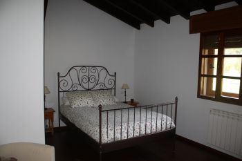 CASA EN ENTORNO RURAL (3)