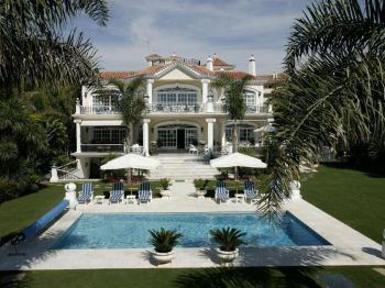 Exclusiva y lujosa villa Costera (4)