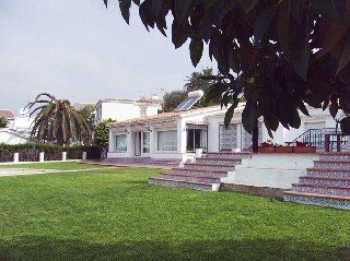 estupenda villa cerca del mar y con piscina privada (1)
