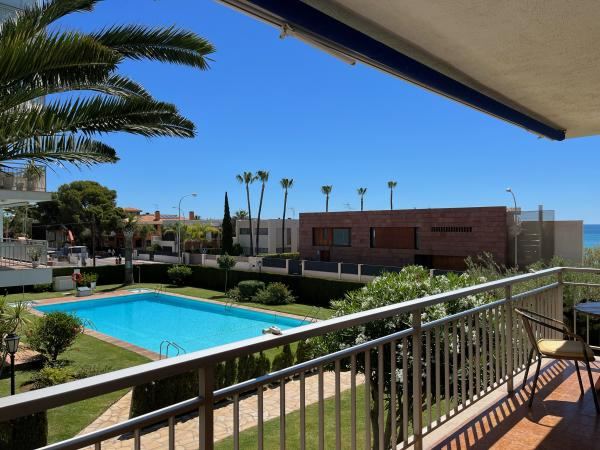 terraza piscina