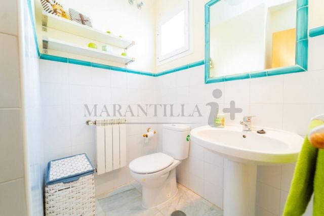 casa de 3 dormitorios en urbaniozacion Islantilla Real (4)