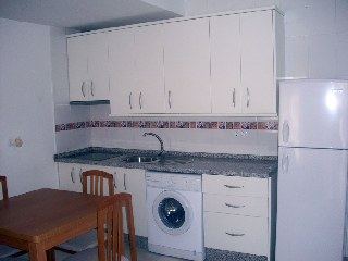 ALQUILO PISO SANLUCAR-VERANO 2011. MES JULIO ENTERO(1100 €)-AGOSTO (2)