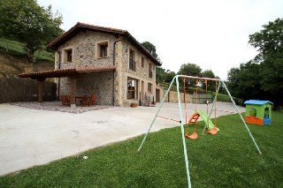 casa  campo a 15km de laredo con jacuzi (1)
